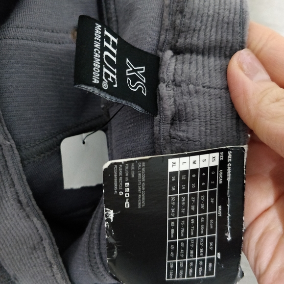 (3/$15) HUE thin soft corderoy textured leggings - Picture 10 of 13